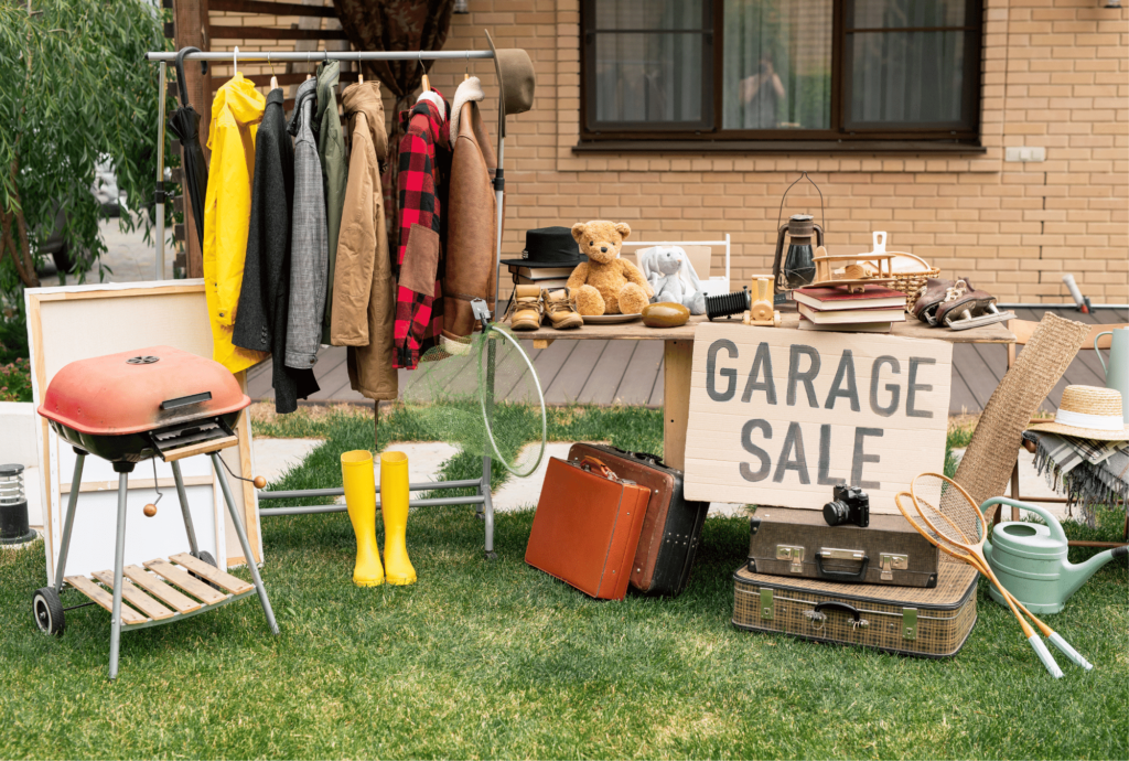 best tips for profitable garage sale, step by step garage sale set up guide, successful garage sale tips
